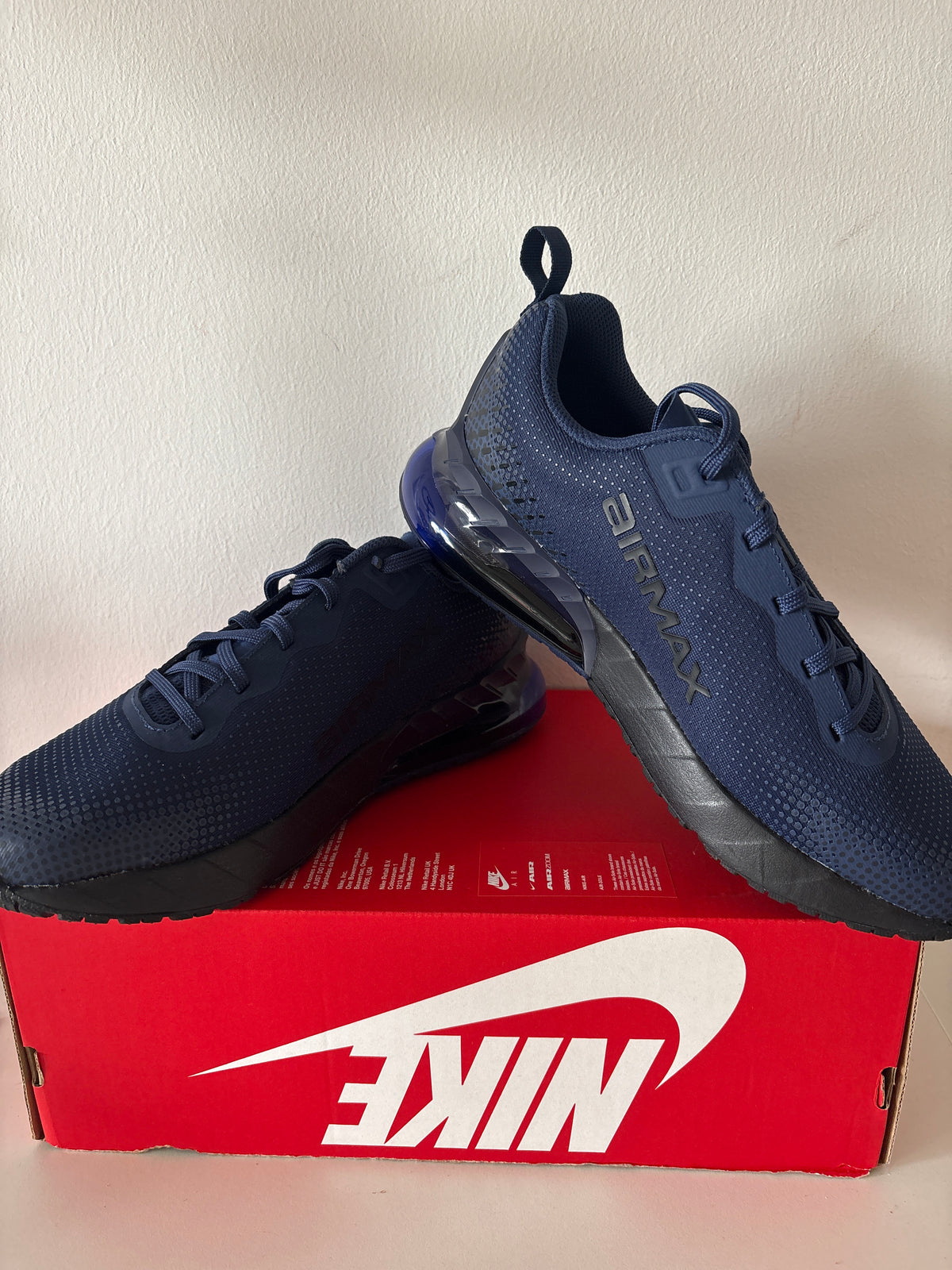 Nike Air Max Phoenix in dunkelblau/schwarz, Größe wählbar