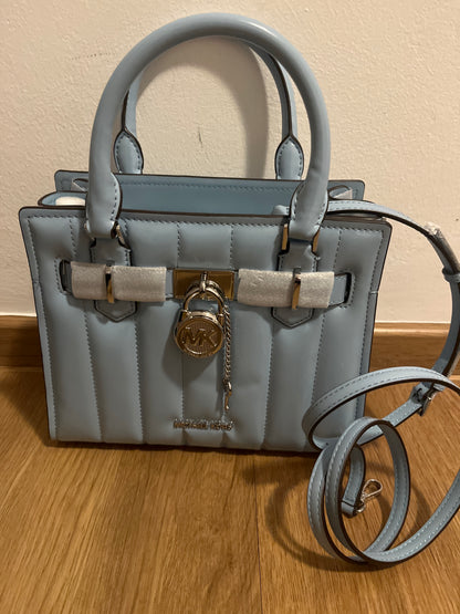Michael Kors Hamilton Tasche klein in hellblau glänzend