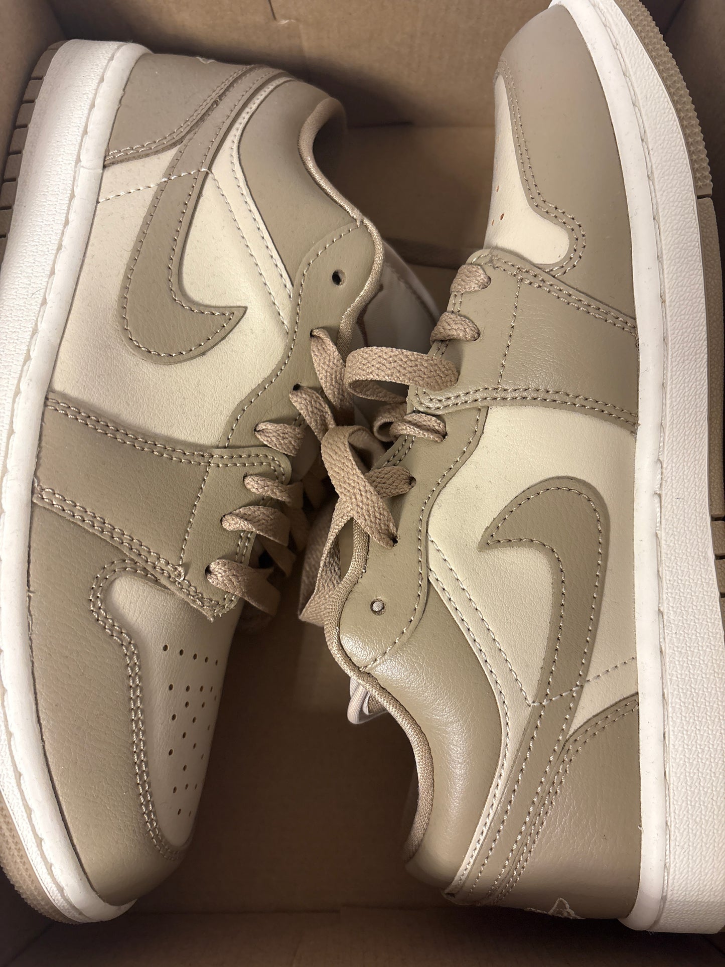 Air Jordan 1 low, Brauntöne , Größe 39