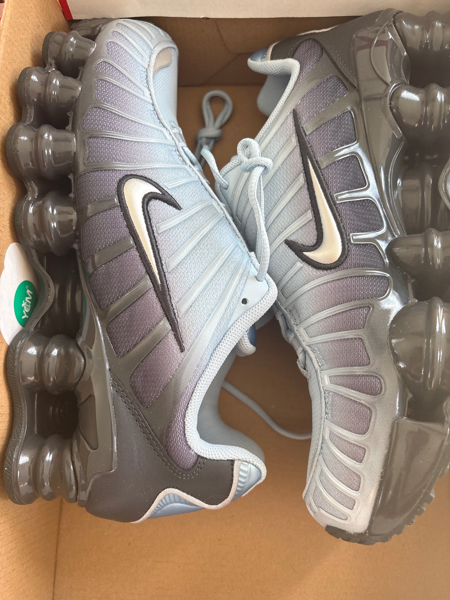 Nike Shox TL in schwarz/blauton, Größe 40