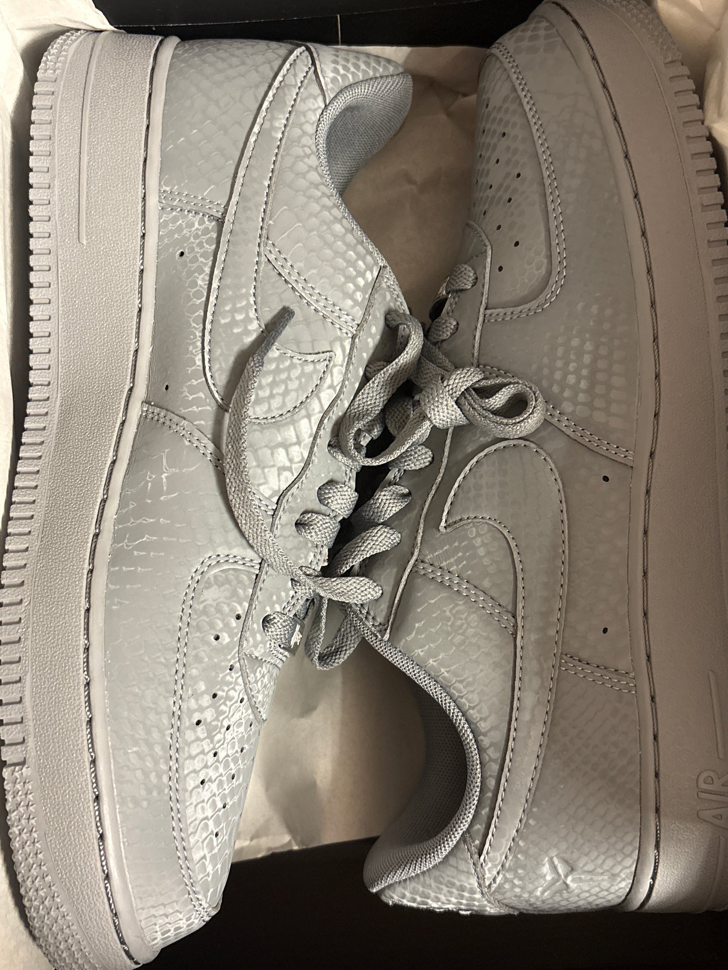 Nike Air Force 1 Kobe in grau, Größe wählbar