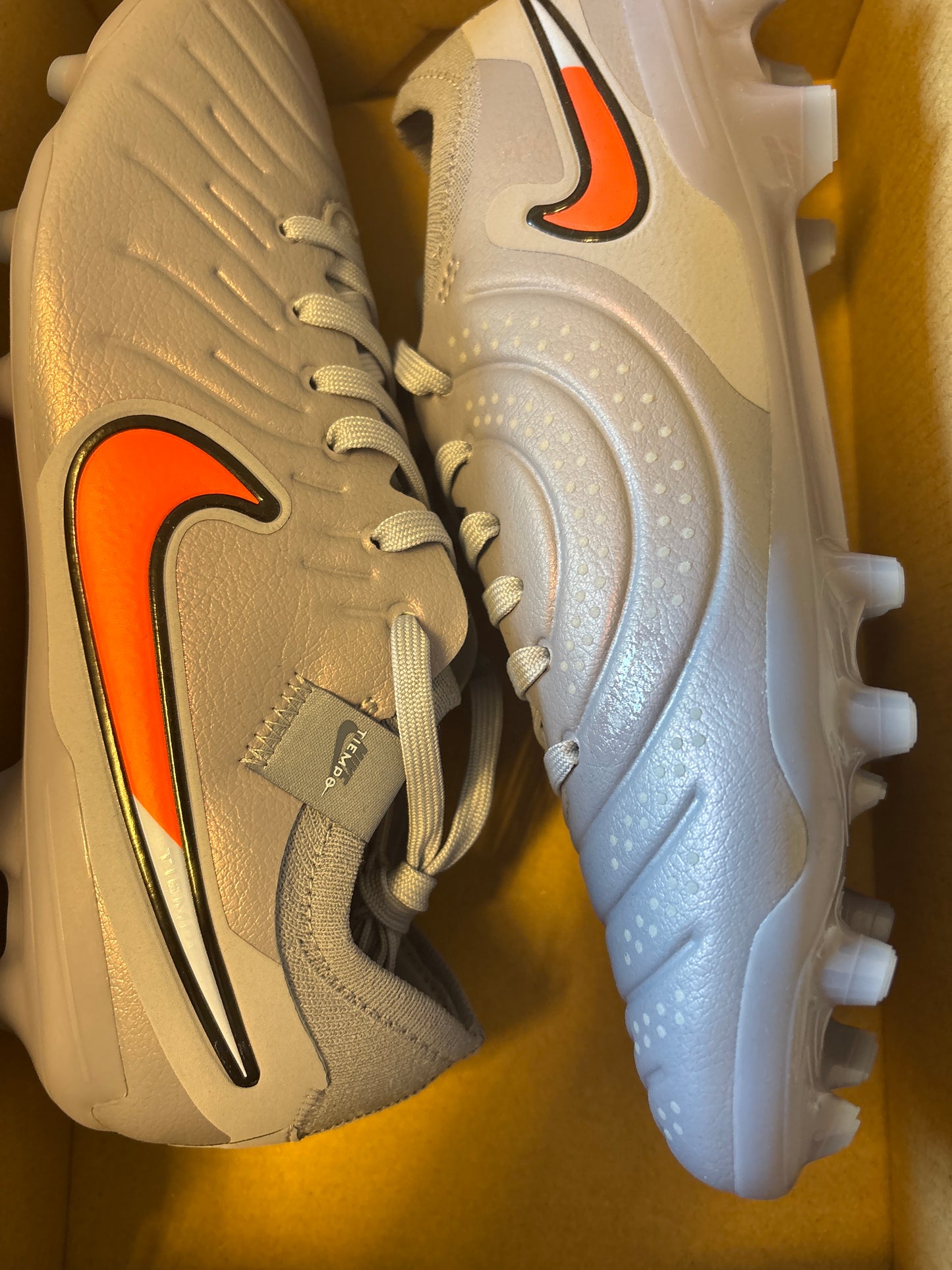Nike Legend 10 Academy , Größe 37,5 Pro