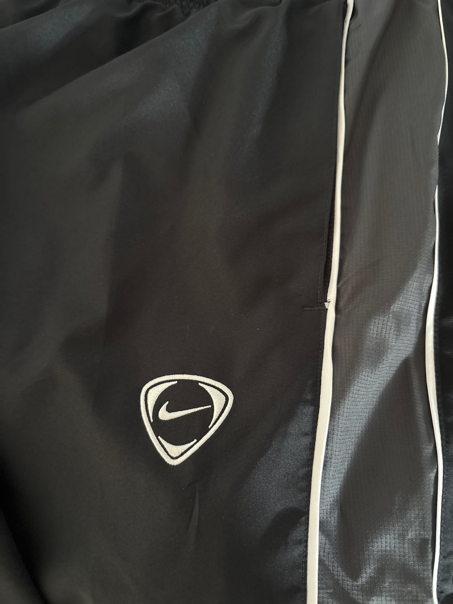 Nike Jogginghose Größe wählbar in schwarz/weiss Retro