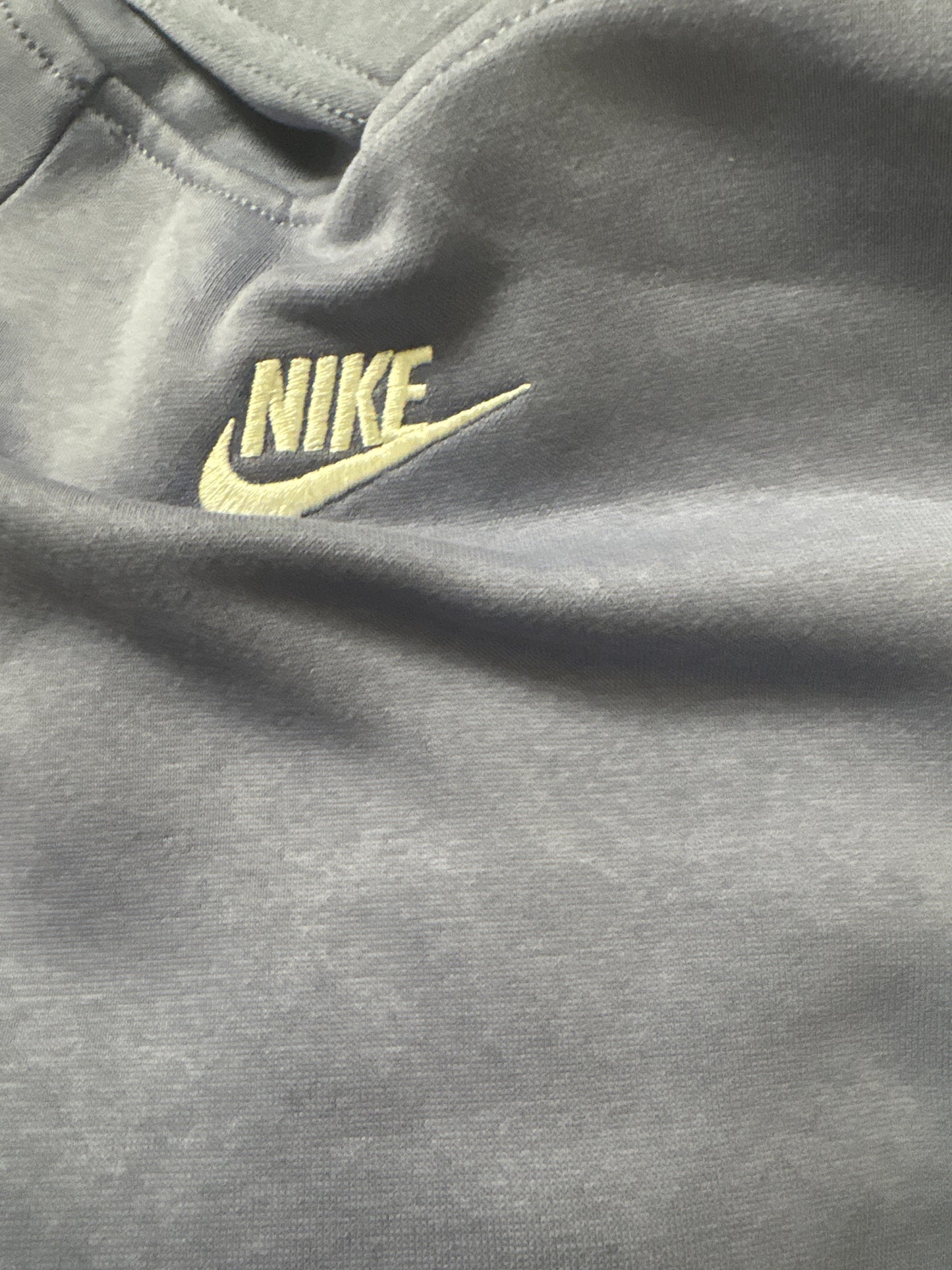 Nike Trainingsanzug Kinder Größe XL in Flieder