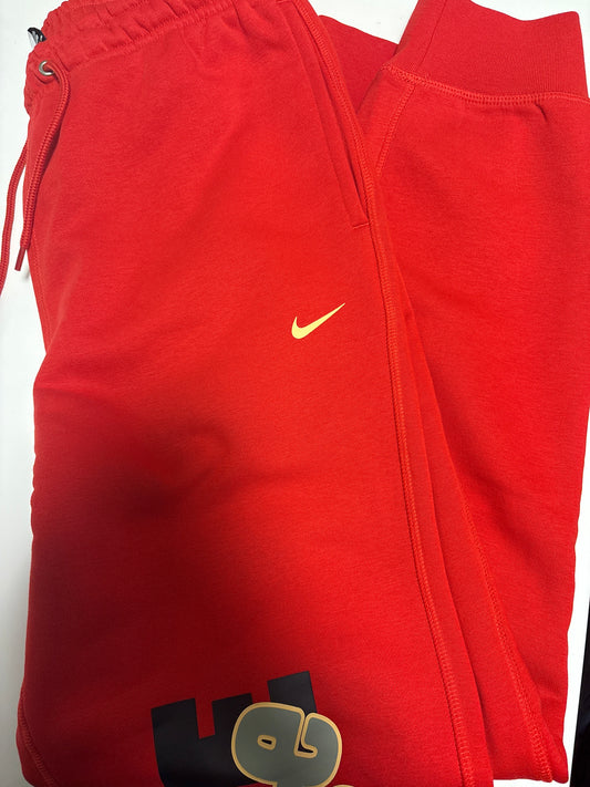 Nike Jogginghose, rot/Muster, Größe M