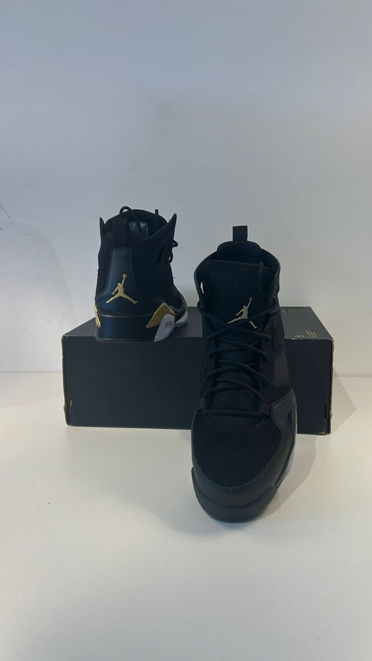 Nike Jordan FLTCLB 91, in schwarz/gold, Größe 41