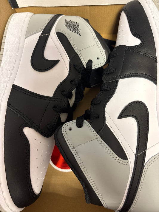 Nike Air Jordan 1 MID, grau/schwarz/weiss, 40