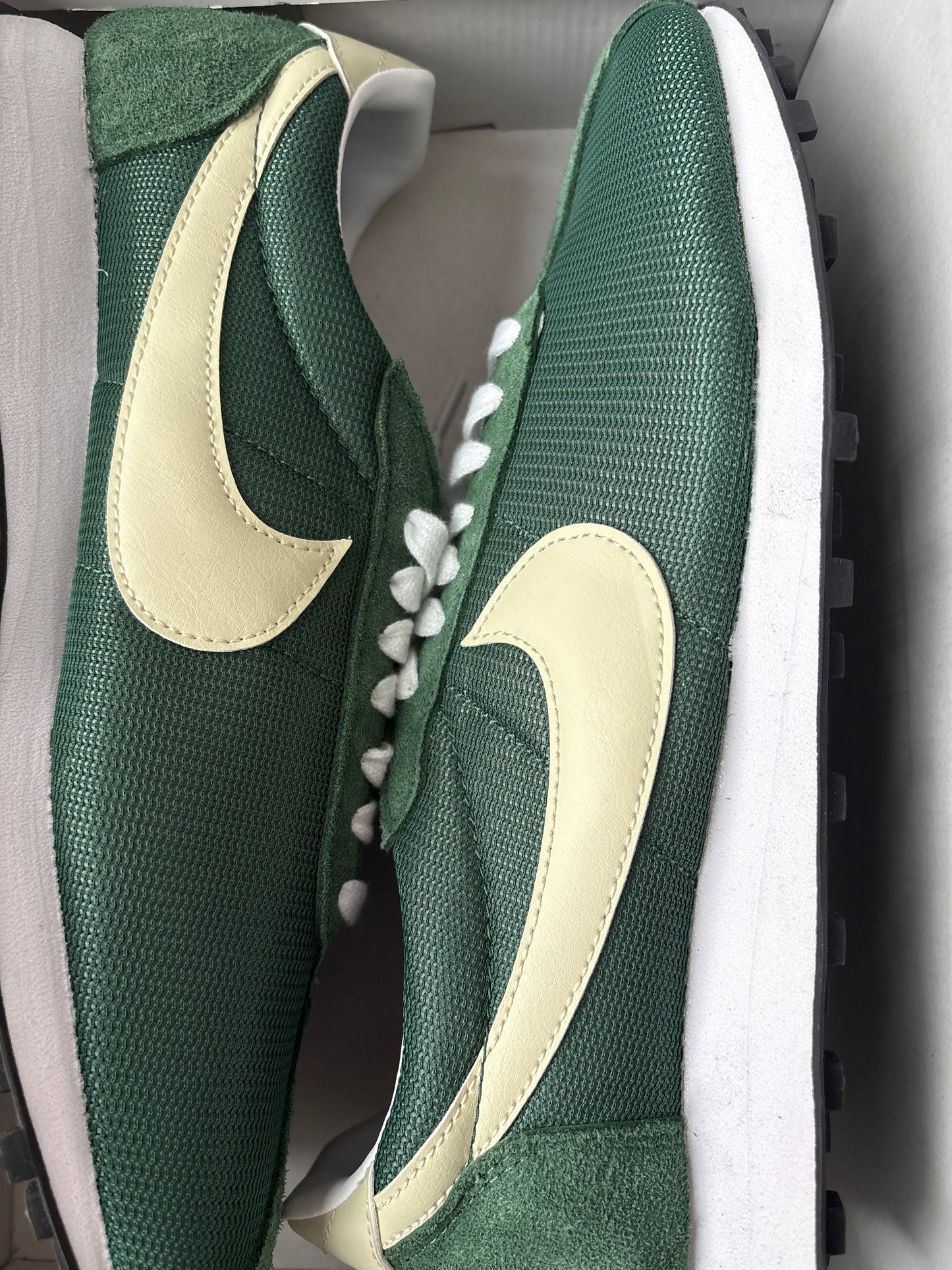 Nike LD-1000 in grün, Größe wählbar