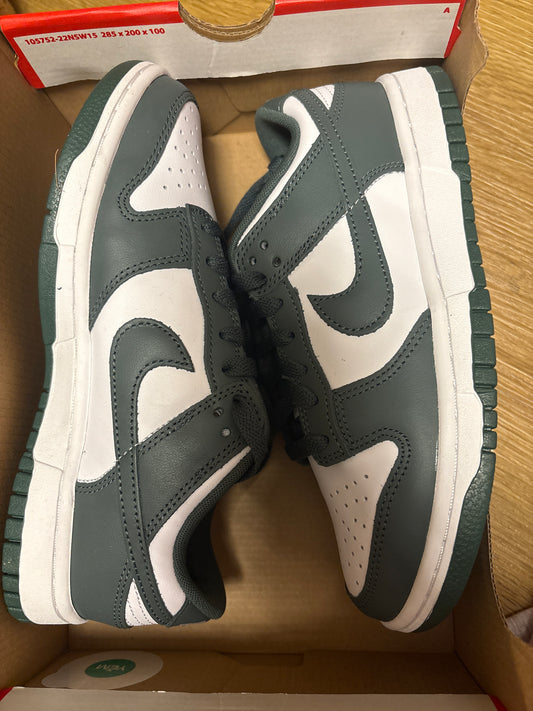 Nike Dunk low retro in weiss/grün, Größe 38