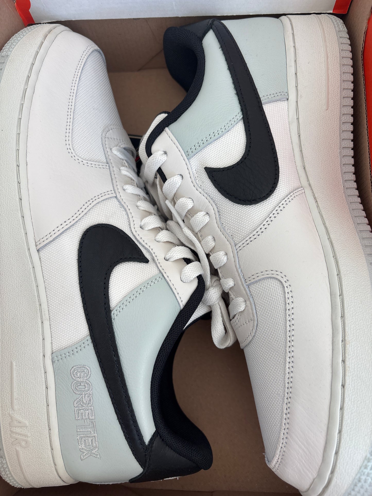 Nike Air Force 1 GTX weiss/blau/schwarz, Größe 45,5