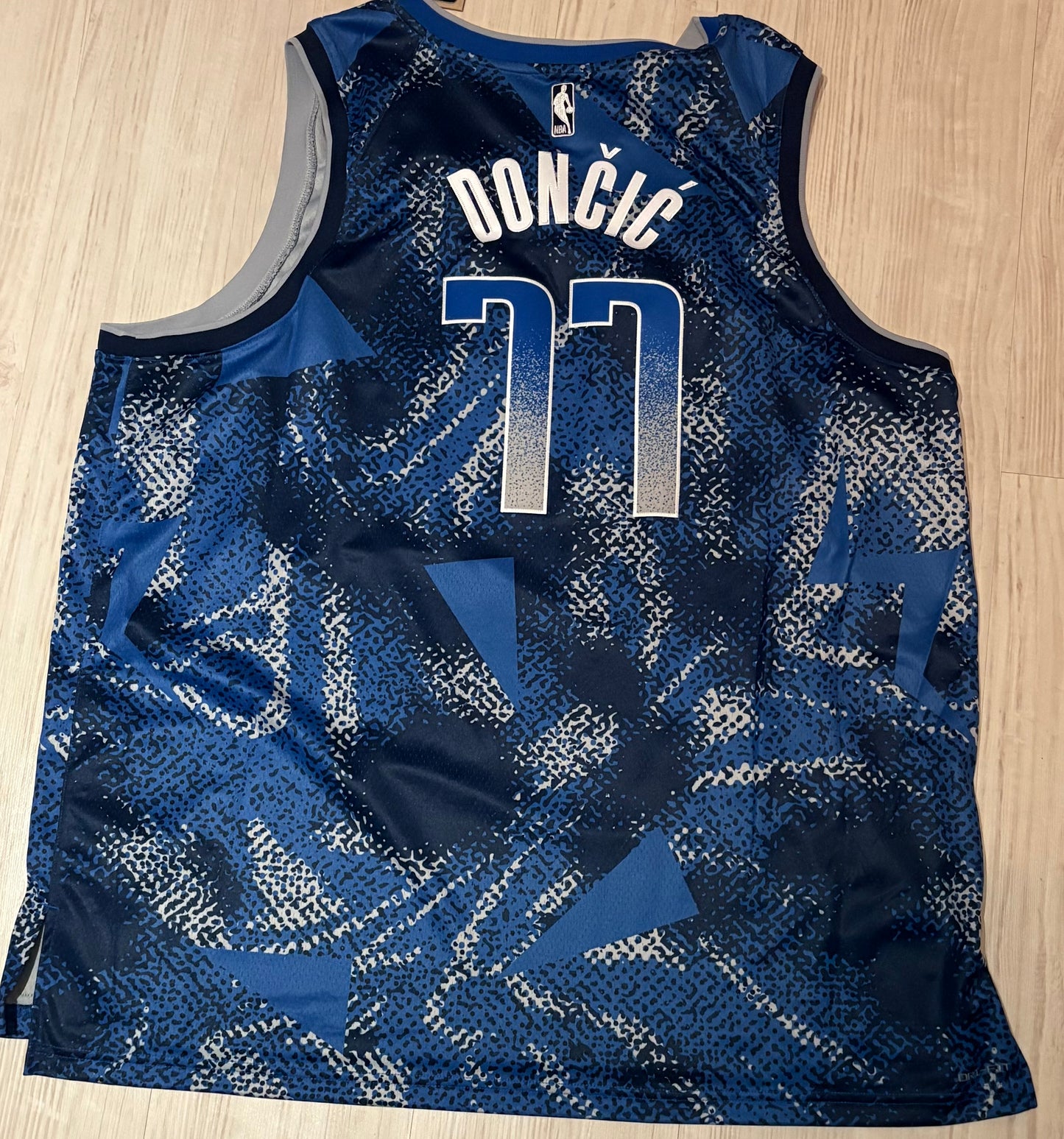 Nike NBA Trikot Dallas Mavericks, Größe wählbar in blau/schwarz/weiss
