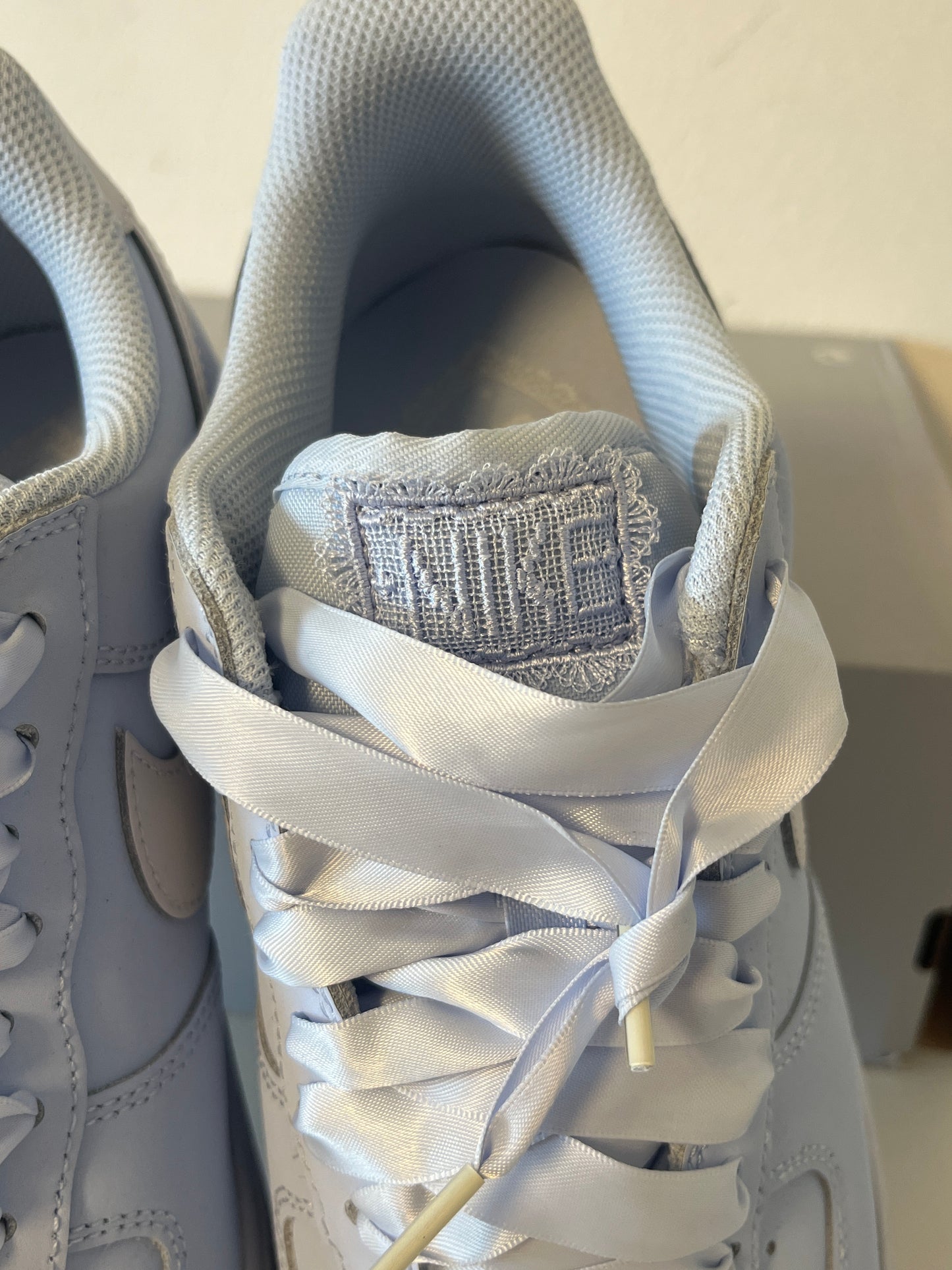 Nike Air Force Retro in hellblau/grau, Größe wählbar