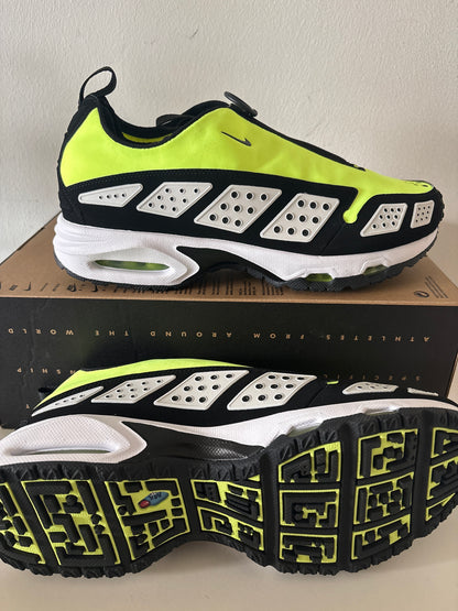 Nike Air Max SNDR, gelb/schwarz,  Größe 43
