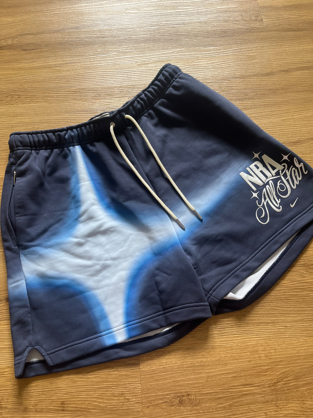 Nike NBA All Star Shorts in Blautönen/silber, Größe L