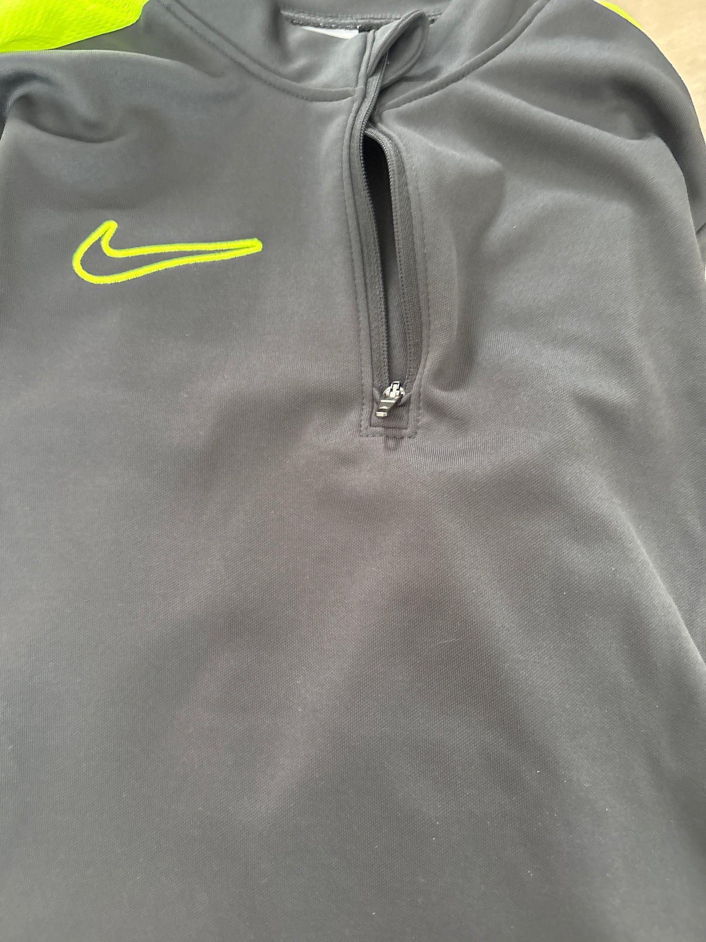 Nike Kinder Trainingszipper Größe wählbar in schwarz/gelb