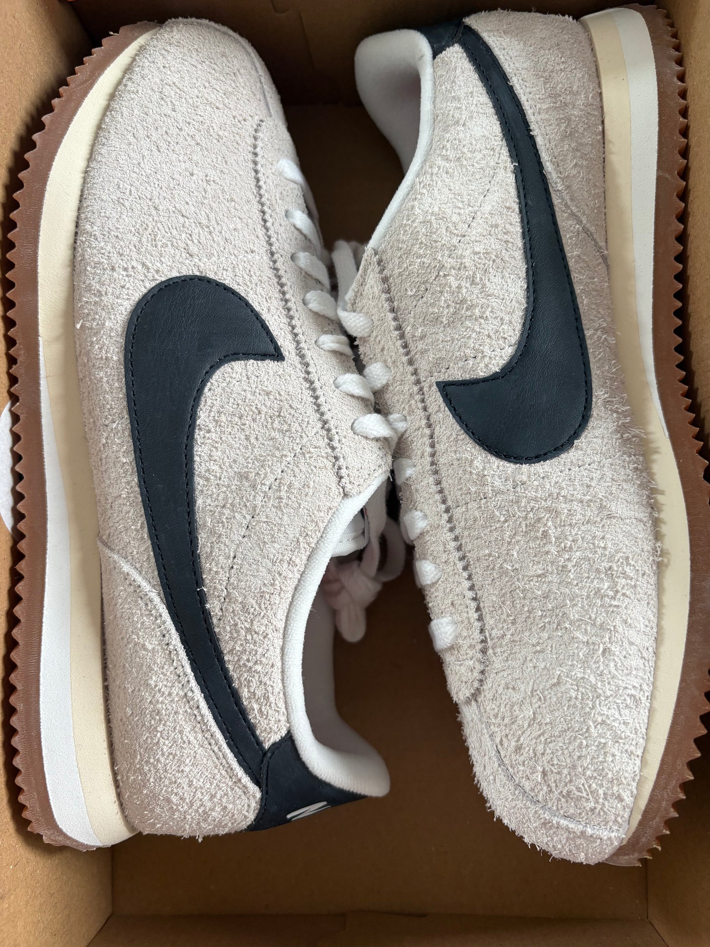 Nike Cortez in grau/dunkelblau Wildleder, Größe 42