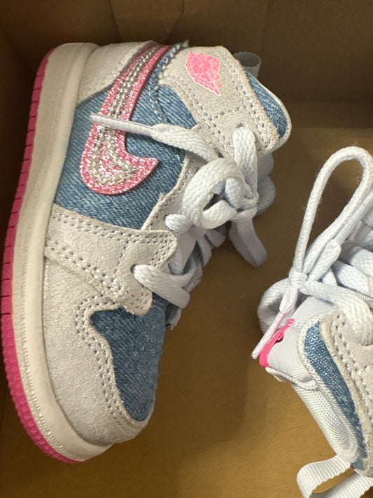 Nike Jordan 1 Mid  rosa/grau/jeans, Größe 19,5