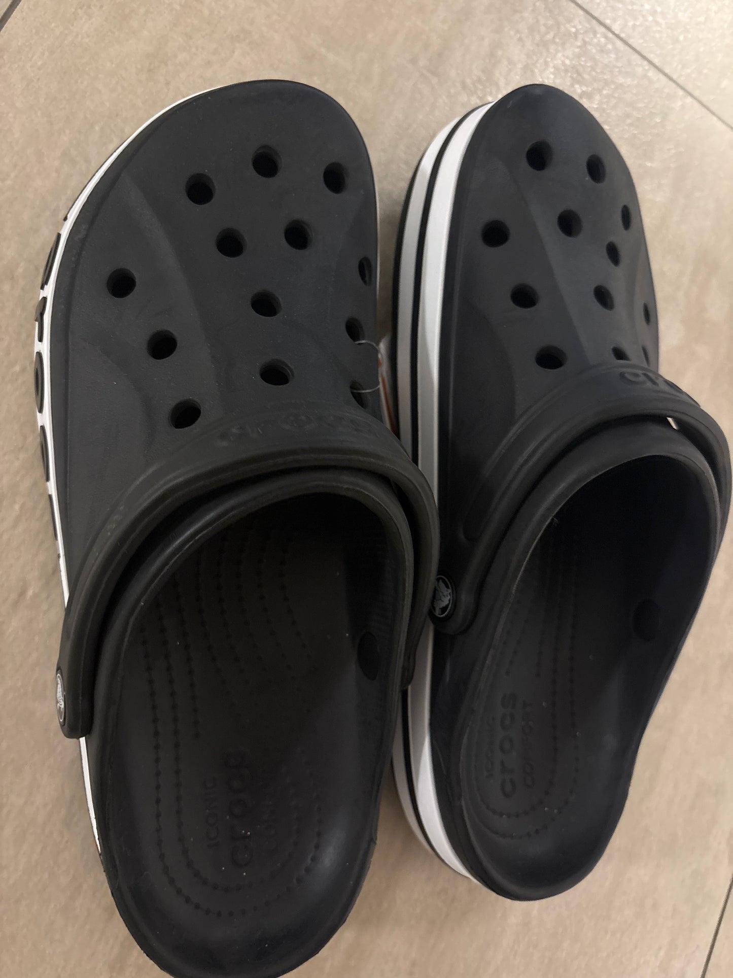 Crocs schwarz/weiss, Größe wählbar