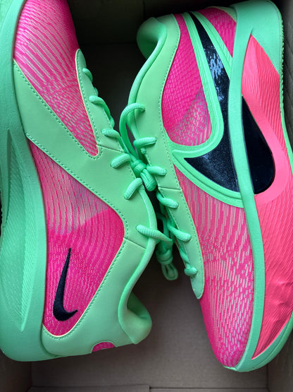 Nike Giannis Freak 6, in grünton/schwarz/pink,  Größe wählbar