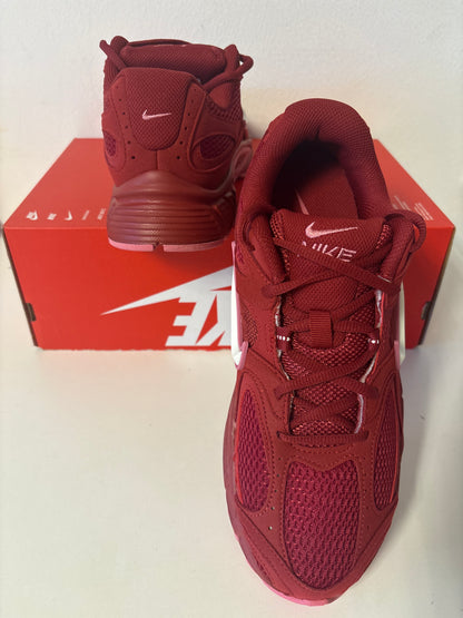 Nike V5 RNR, Weinrot/rosa/weiss Größe 42,5