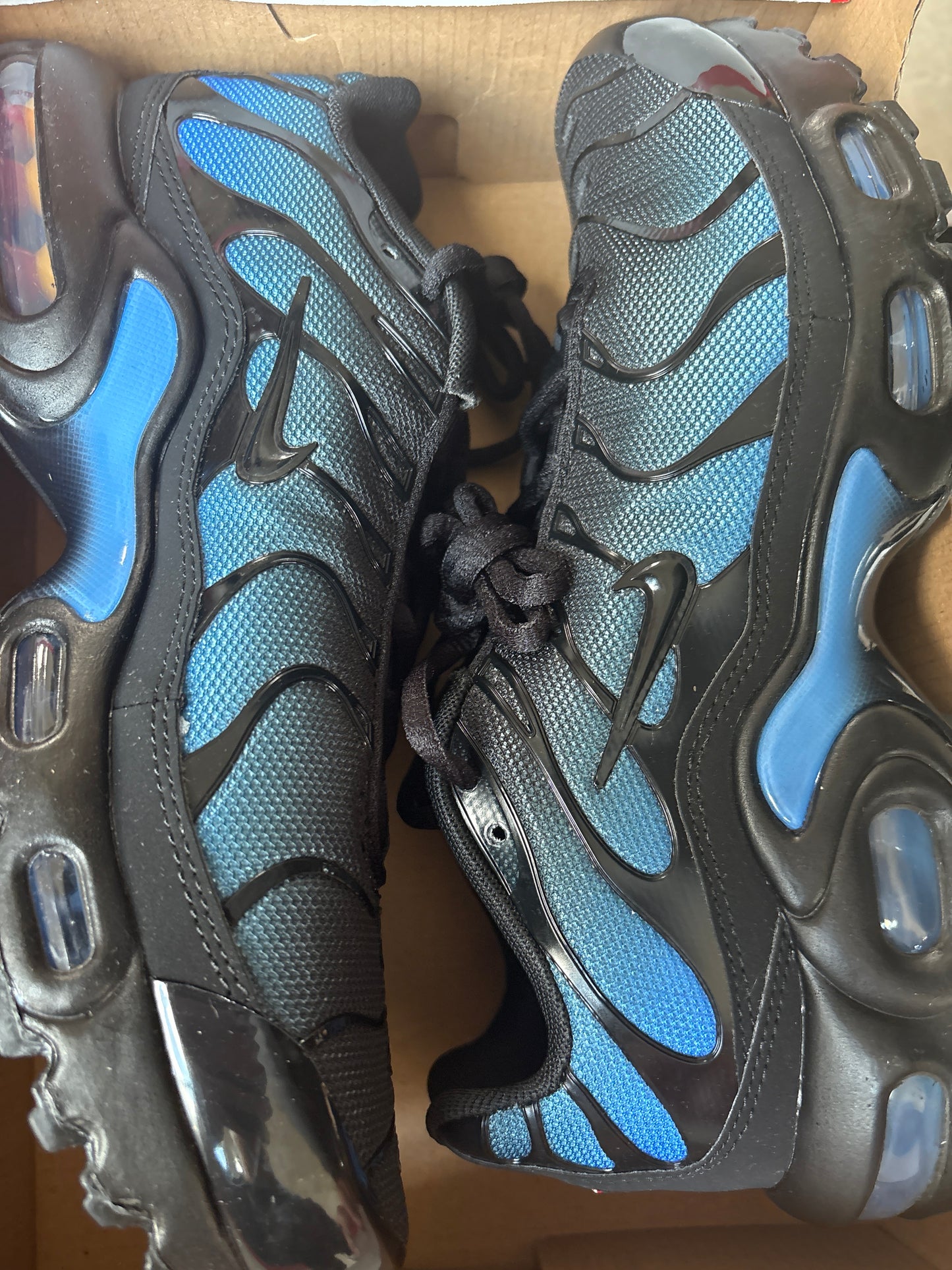 Nike AirMax Plus TN in schwarz/blau, Gr. 39