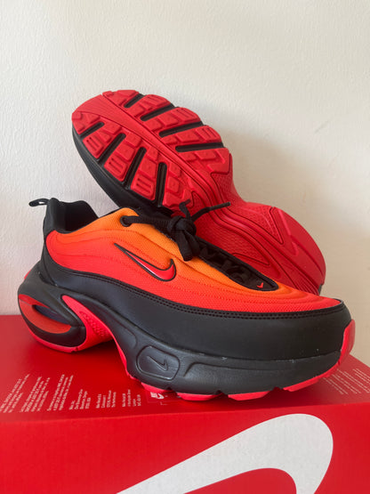 Nike Air Max Portal in rot/orange/schwarz, Größe 42,5