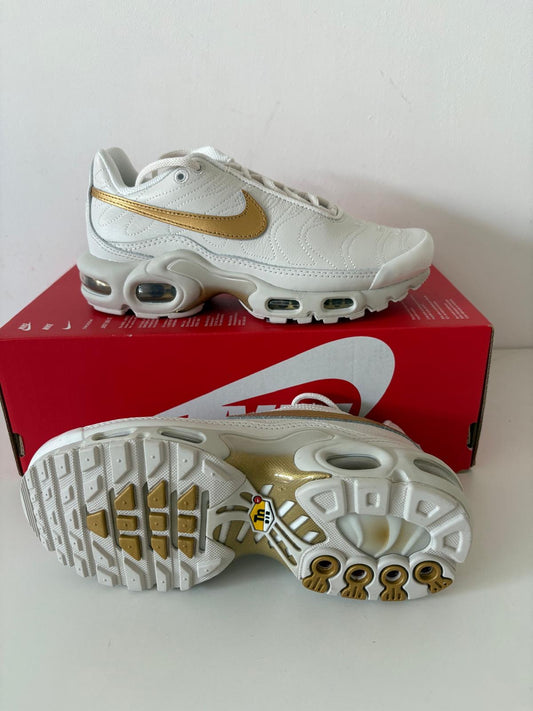 Nike Air Max Plus TN weiss/gold Gr. 36