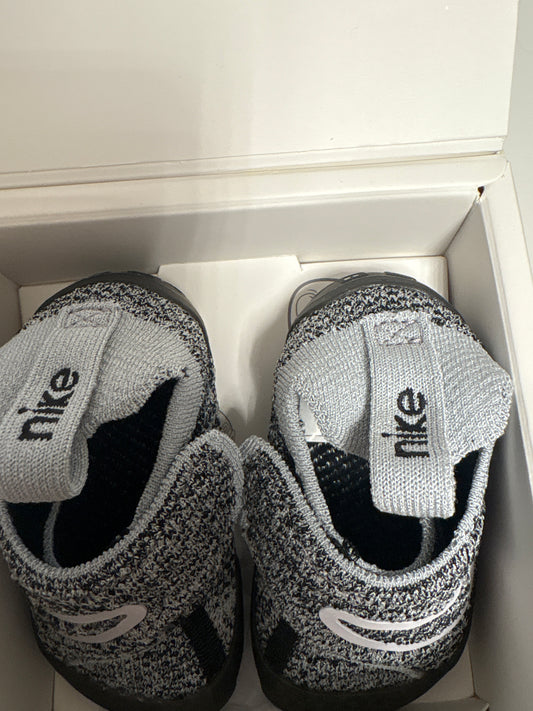 Nike Swoosh 1, schwarz, Größe wählbar