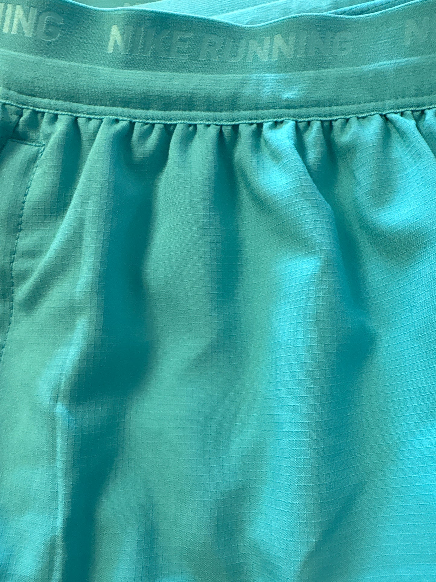 Nike Running kurze Hose, türkis, Größe wählbar