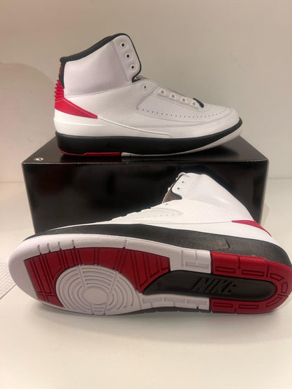Air Jordan 2 Retro weiss/schwarz/rot, Größe Größe wählbar
