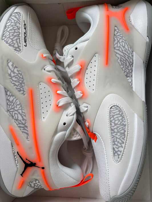 Nike Jordan Heir, orange/weiss/grau, Größe 44,5