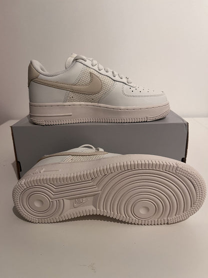 Nike Airforce 1 weiß/beige Größe 35,5
