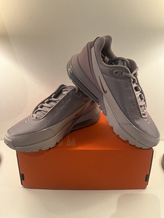 Nike Airmax Pulse in violett, Gr. wählbar