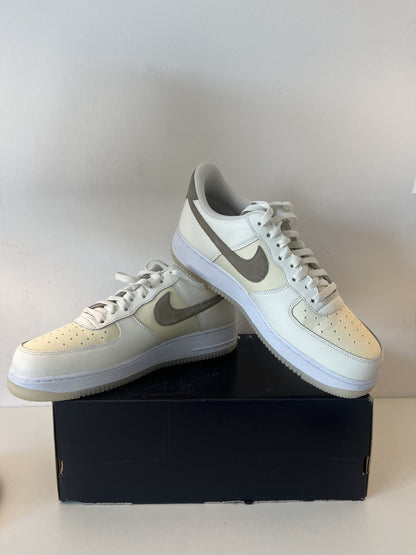 Nike Airforce 1 braun/creme/beige in Größe 39