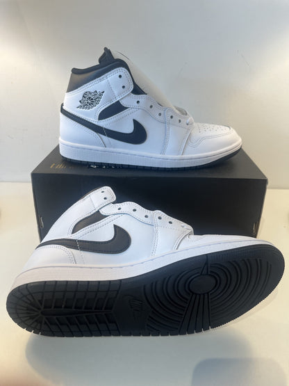 Air Jordan 1 MID, weiss/schwarz, Größe 47