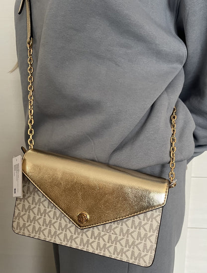 Michael Kors Tasche Jet Set Travel in Pale Gold Multi