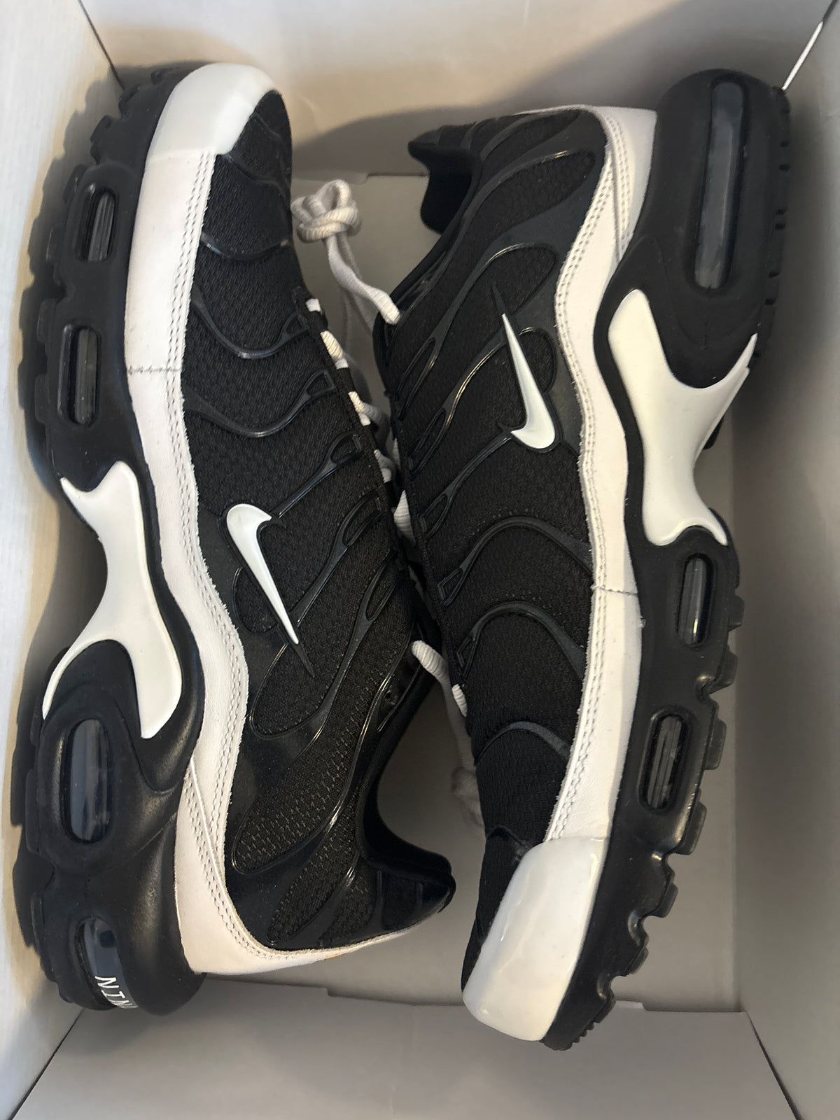 Nike Air Max Plus TN in weiss/schwarz, Größe 44