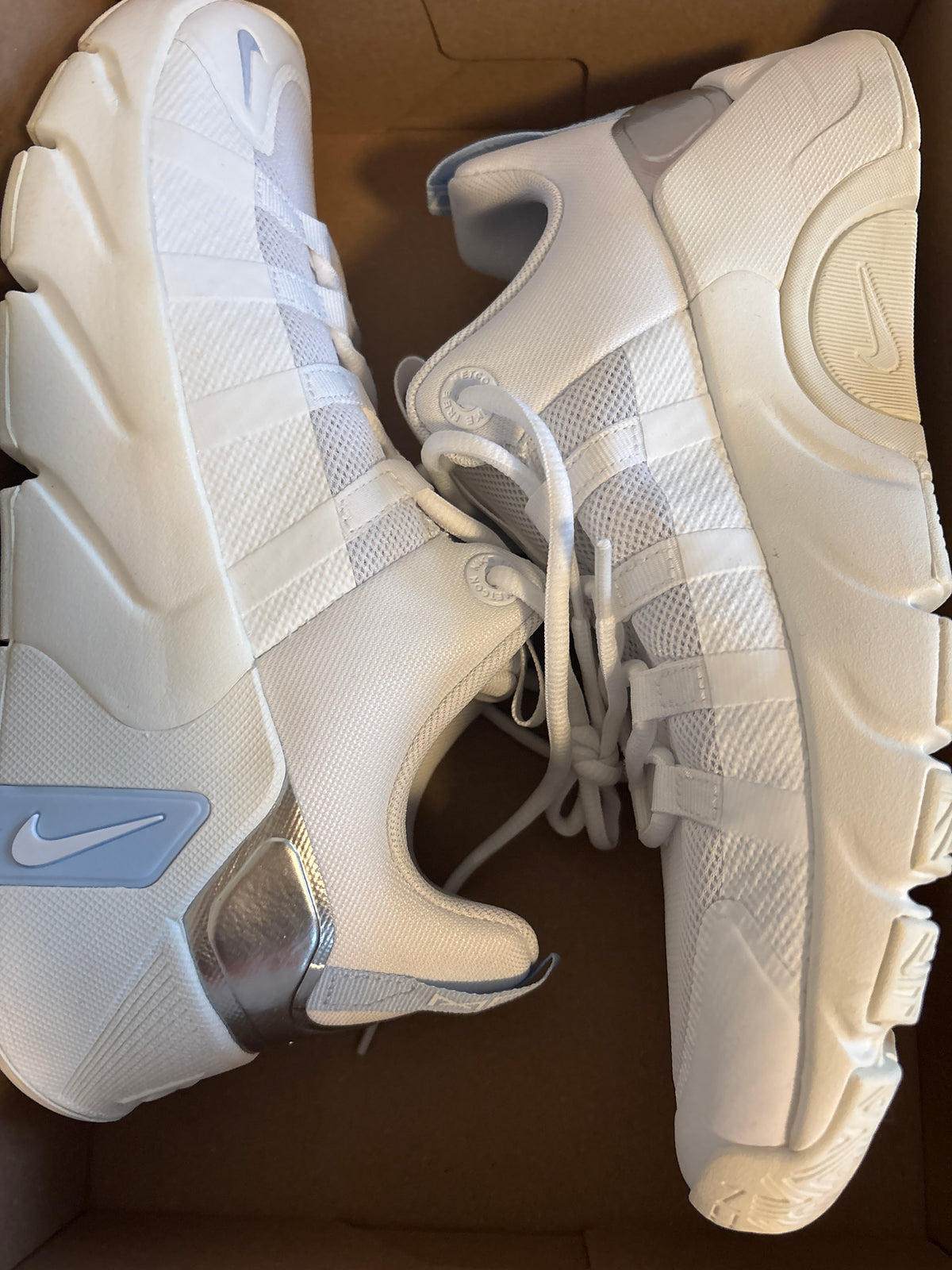 Nike Free Metcon 7, Größe 41 in weiß/silber