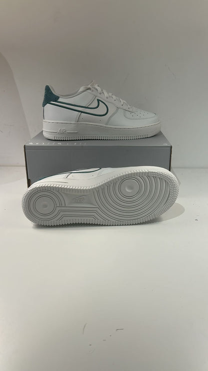 Nike Air Force 1 weiss/grün Größe wählbar